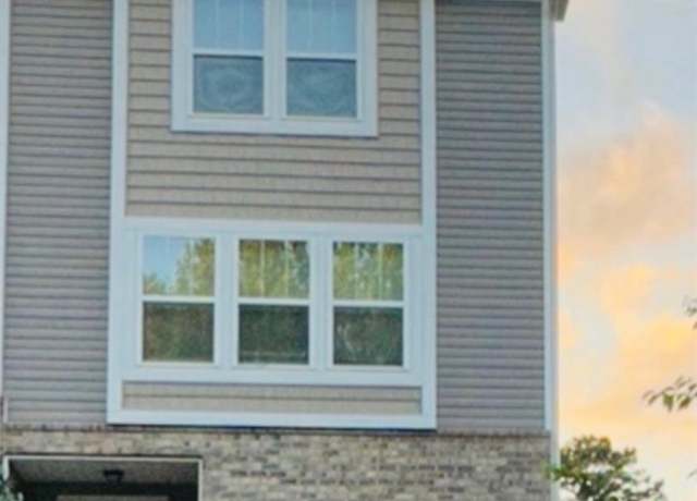 Property at 8232 Waxhaw Hwy, Waxhaw, NC 29173, 2 beds, 2.5 baths