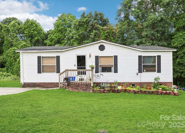 Property at 103 Palace Pt, Kings Mountain, NC 28086, 3 beds, 2 baths