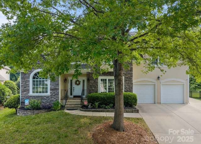 Property at 9038 Sandpiper Dr, Charlotte, NC 28277, 4 beds, 2.5 baths