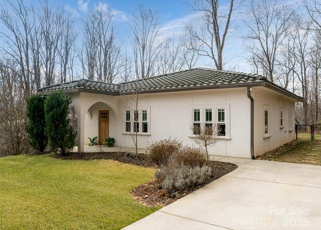 Property at 54 Maple Springs Rd, Asheville, NC 28805, 2 beds, 2 baths