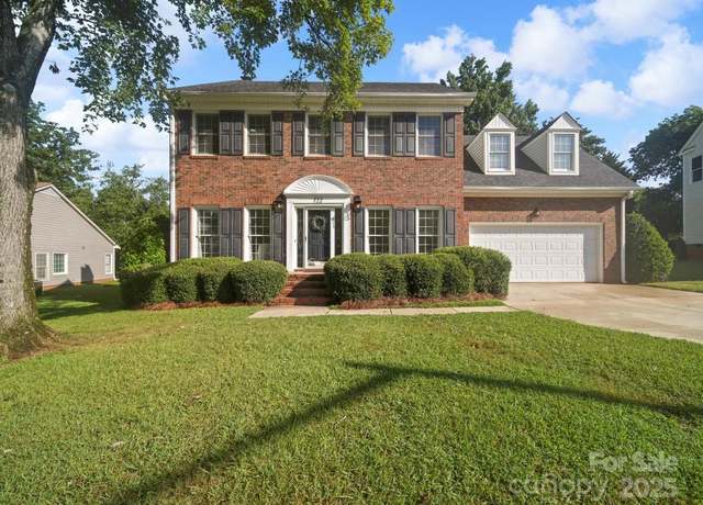 Property at 722 Tysons Forest Dr, Rock Hill, SC 29732, 4 beds, 2.5 baths