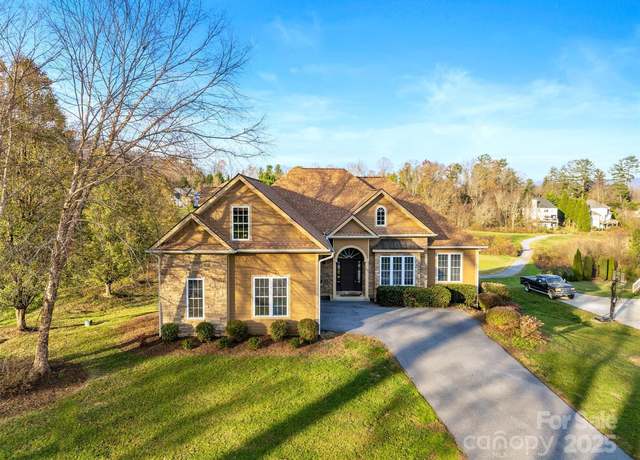 Property at 160 Fairway Falls Rd, Mills River, NC 28759, 6 beds, 4.5 baths