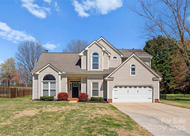 Property at 123 Southhaven Dr, Mooresville, NC 28117, 3 beds, 2.5 baths