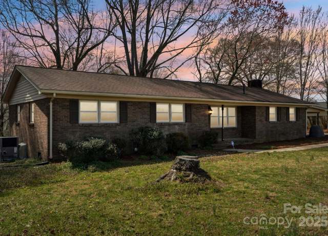 Property at 839 Oak Grove Rd, Kings Mountain, NC 28086, 3 beds, 2 baths