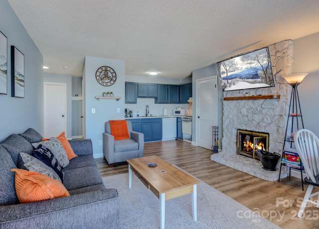 Property at 301 Pinnacle Inn Rd #4213, Banner Elk, NC 28604, 2 beds, 2 baths