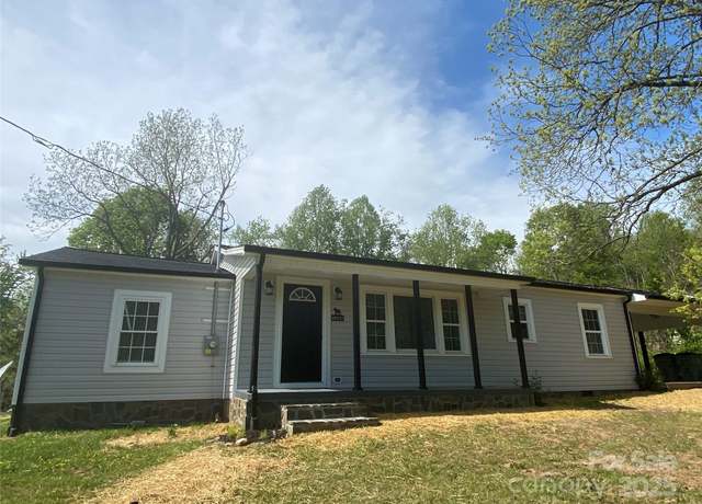 Property at 1244 Piedmont Dr NW, Lenoir, NC 28645, 2 beds, 1 bath