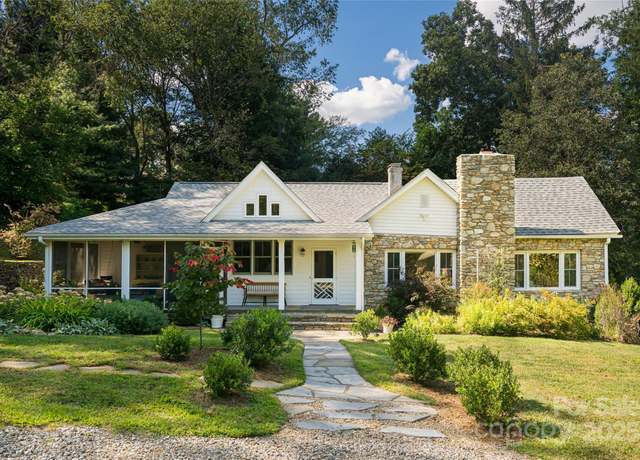 Property at 15 Wolfe Cove Rd, Asheville, NC 28804, 3 beds, 3 baths