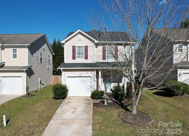 Property at 10302 Hugue Way, Charlotte, NC 28214, 3 beds, 2.5 baths