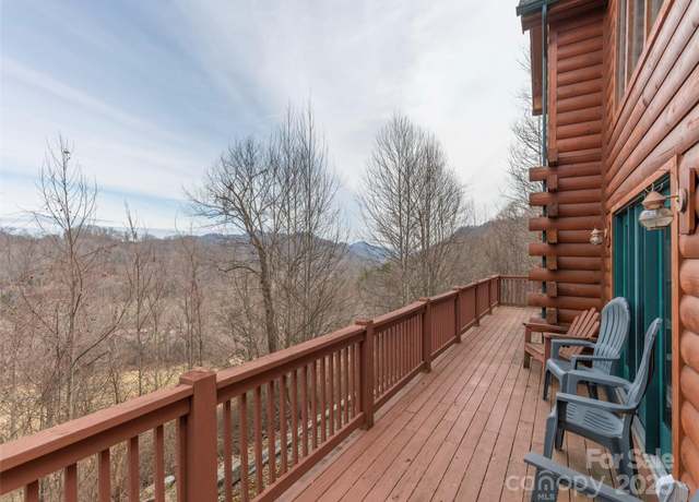 Property at 291 Appalachian Trl, Maggie Valley, NC 28751, 2 beds, 2 baths