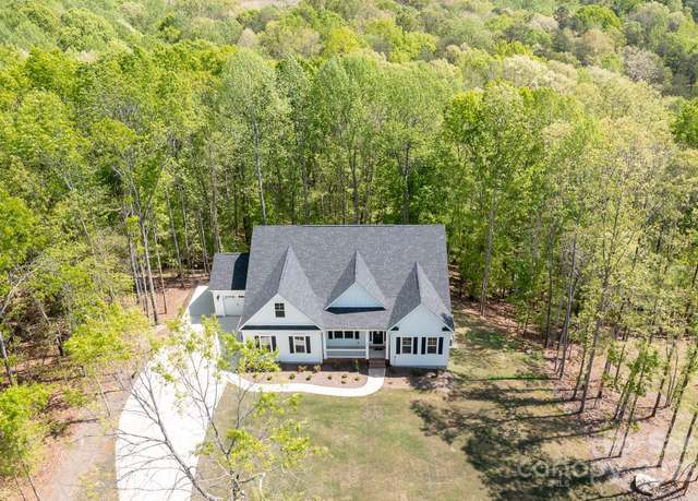 Property at 131 High Lake Dr, Statesville, NC 28677, 4 beds, 4.5 baths