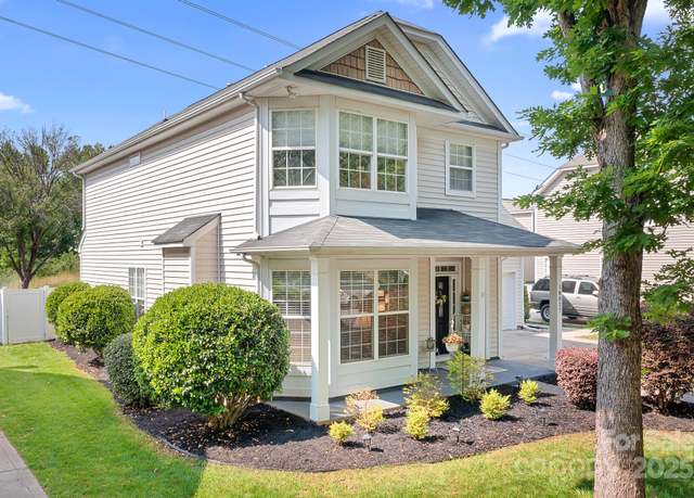 Property at 18027 Train Station Dr, Cornelius, NC 28031, 4 beds, 2.5 baths