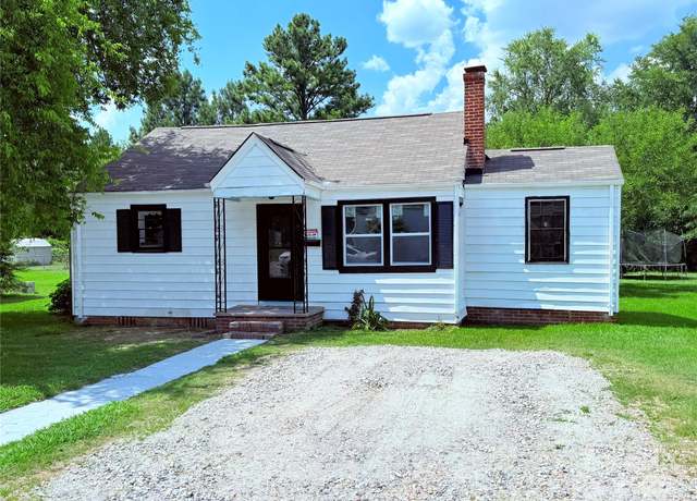 Property at 191 W Elliott St, Chester, SC 29706, 4 beds, 1 bath
