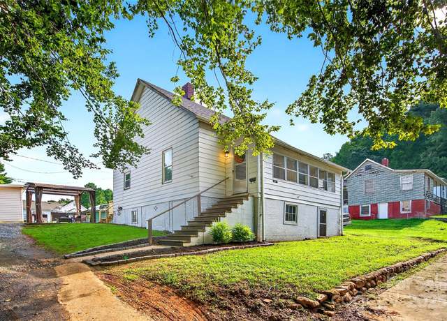 Property at 87 2nd St, Marion, NC 28752, 2 beds, 1 bath