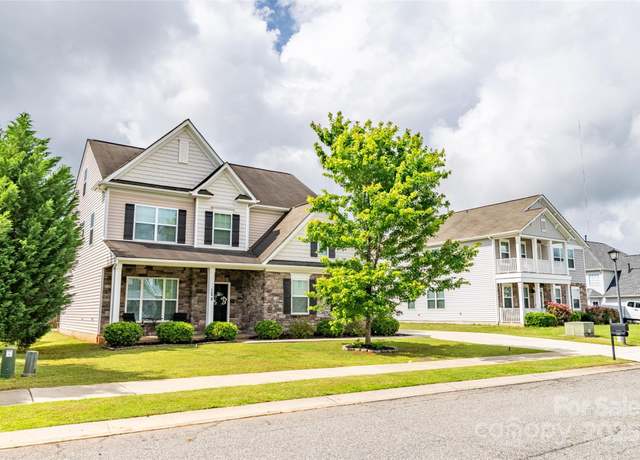 Property at 128 Millen Dr, Mooresville, NC 28115, 5 beds, 4 baths