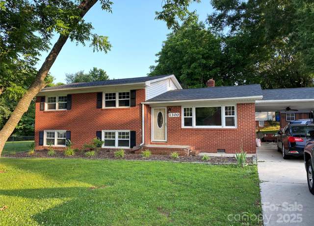 Property at 1300 Montgomery Ave, Albemarle, NC 28001, 4 beds, 1.5 baths