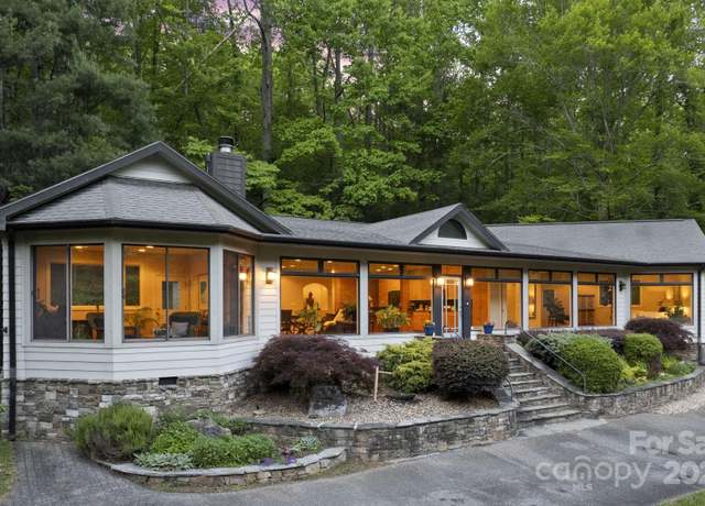Property at 451 Pacolet Pond Ln, Tryon, NC 28782, 5 beds, 3 baths