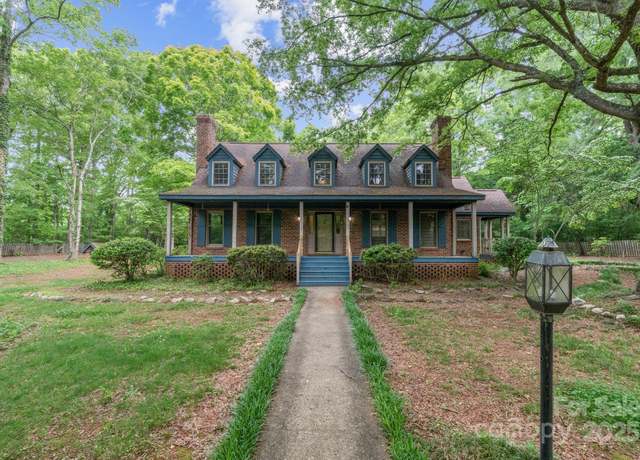 Property at 1513 Shelby Hwy, Cherryville, NC 28021, 5 beds, 3 baths