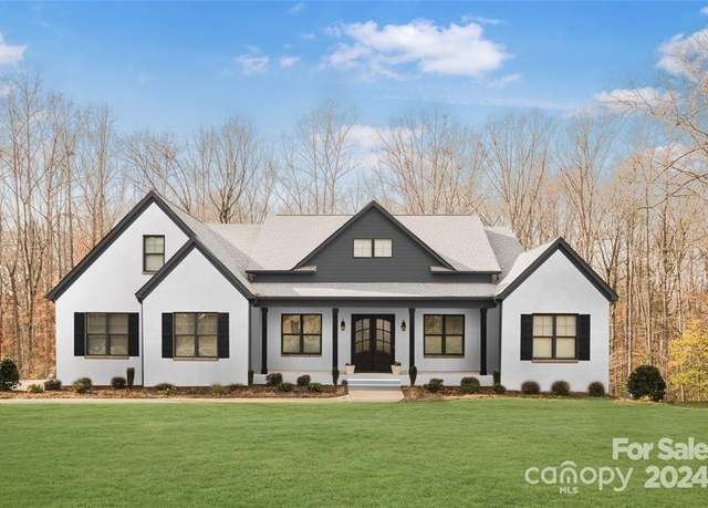 Property at 278 Triple Ponds Ct, Clover, SC 29710, 4 beds, 3.5 baths