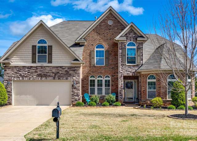 Property at 324 Kerrydale Ct #106, Clover, SC 29710, 4 beds, 3.5 baths
