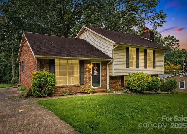 Property at 102 Aycock St, Black Mountain, NC 28711, 3 beds, 2 baths