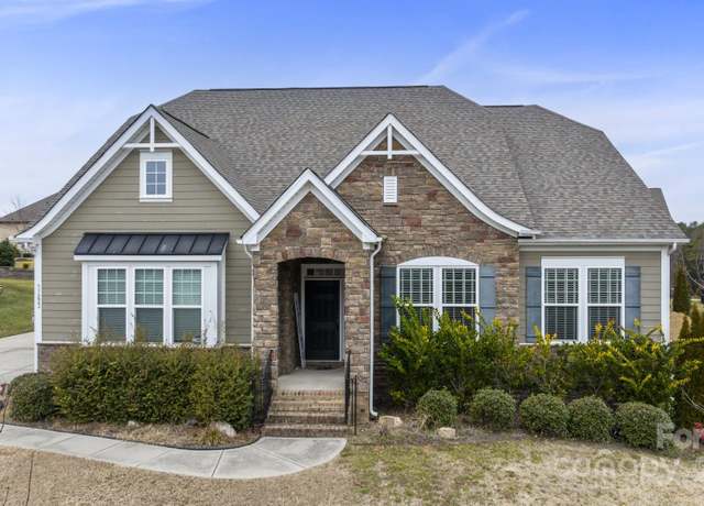Property at 11223 Wescott Hill Dr, Huntersville, NC 28078, 4 beds, 3 baths