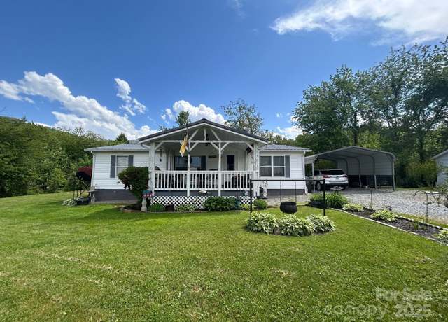 Property at 121 J F Morris Dr, Waynesville, NC 28786, 3 beds, 2 baths