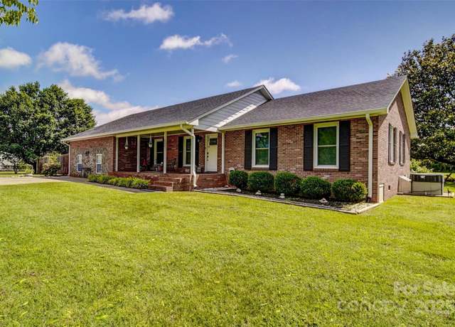 Property at 801 Witmore Rd, Wingate, NC 28174, 2 beds, 3 baths