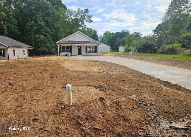 Property at 812 Generation Ln, Clover, SC 29710, 3 beds, 2 baths