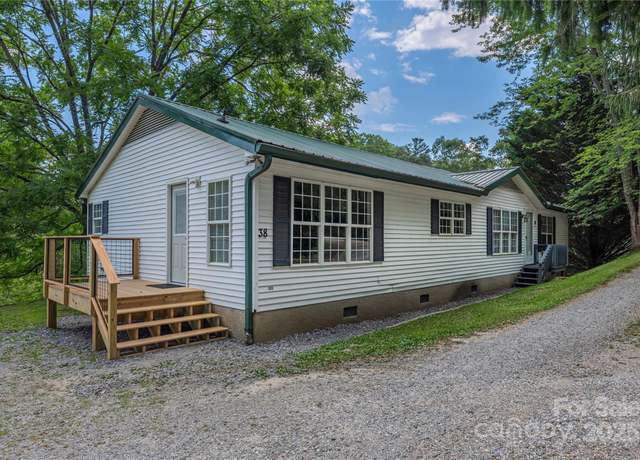 Property at 38 Hudson Holw, Horse Shoe, NC 28742, 3 beds, 2 baths
