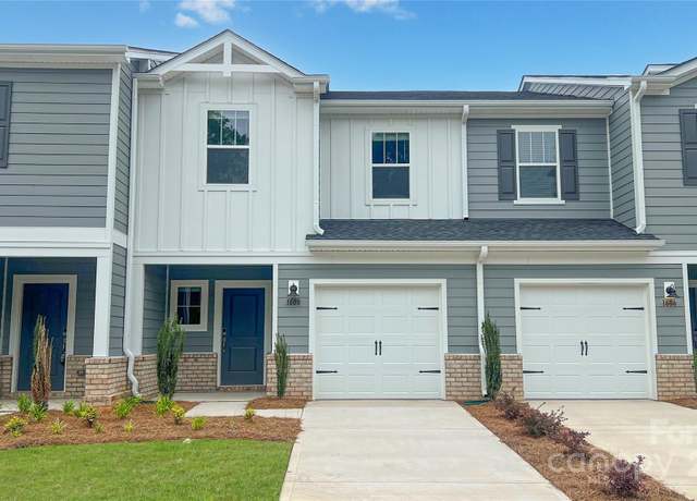 Property at 1608 Village Grove Ln, Monroe, NC 28110, 3 beds, 2.5 baths
