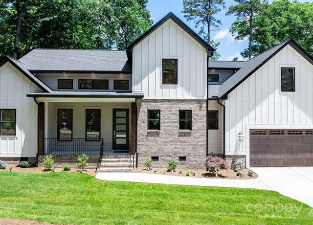 Property at 111 Greens Rd, Granite Falls, NC 28630, 3 beds, 2.5 baths