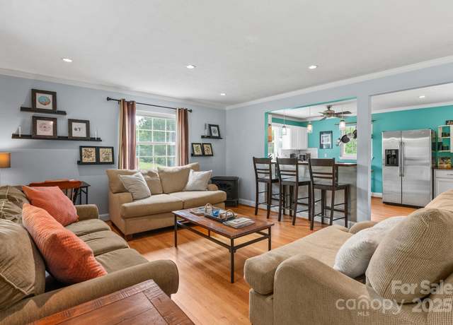 Property at 27 Dixon Ter, Candler, NC 28715, 3 beds, 3 baths