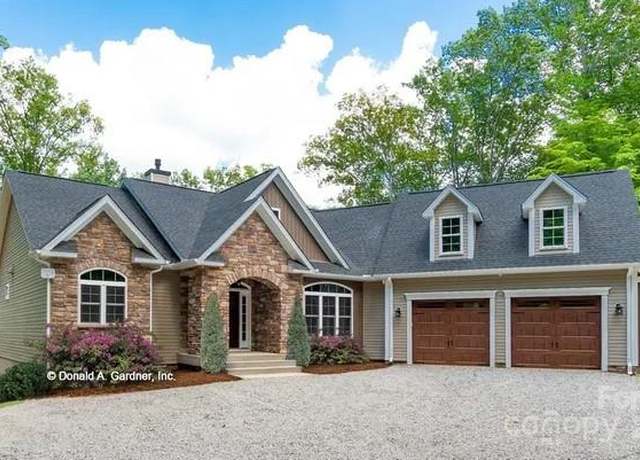 Property at 99999 Caddis Ln #92, Horse Shoe, NC 28742, 4 beds, 4 baths