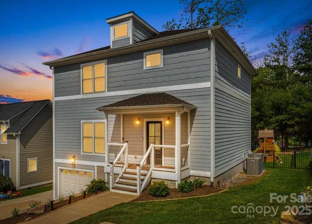 Property at 304 Magnolia Ridge Rd, Swannanoa, NC 28778, 3 beds, 2.5 baths