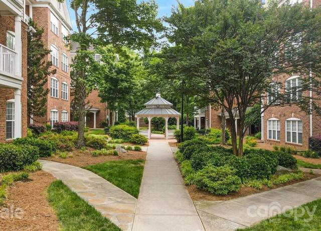Property at 3248 Margellina Dr, Charlotte, NC 28210, 3 beds, 2 baths