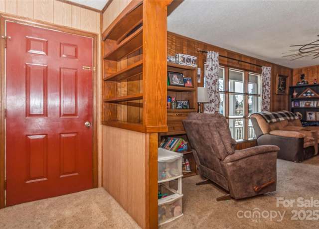 Property at 511 E Church St, Kershaw, SC 29067, 3 beds, 1.5 baths