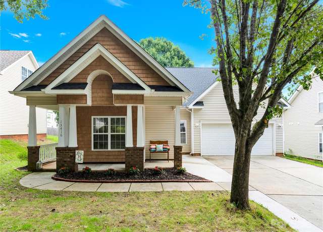 Property at 13416 Glenwyck Ln, Huntersville, NC 28078, 4 beds, 3 baths