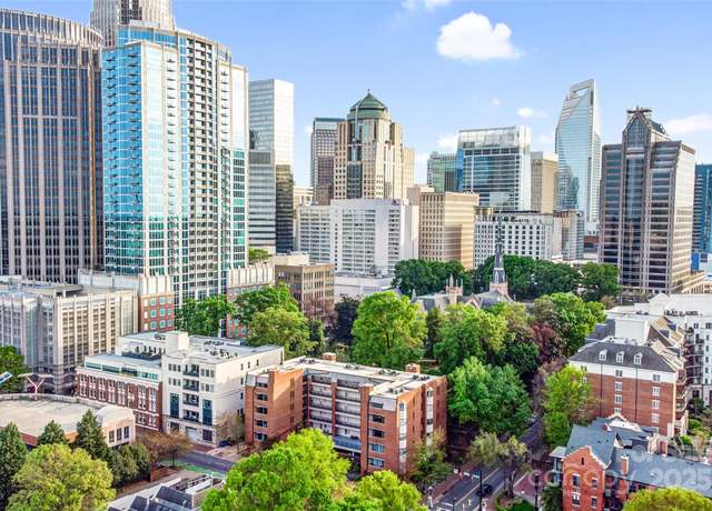 Property at 224 N Poplar St #28, Charlotte, NC 28202, 1 bed, 1 bath