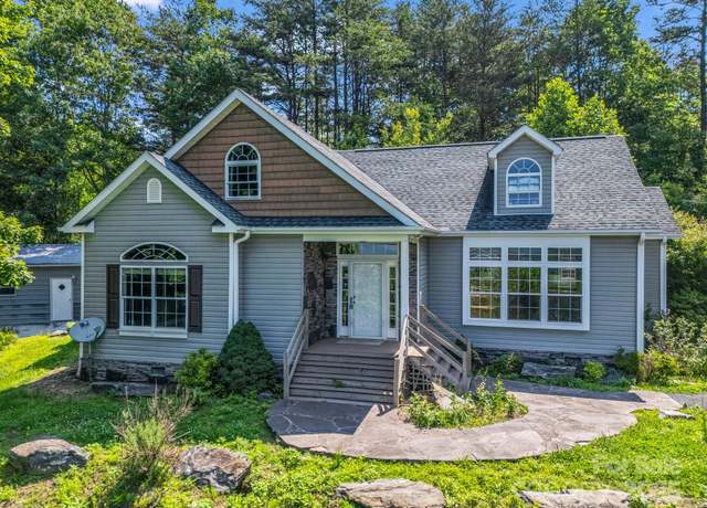 Property at 837 California Ave, Marion, NC 28752, 2 beds, 2 baths