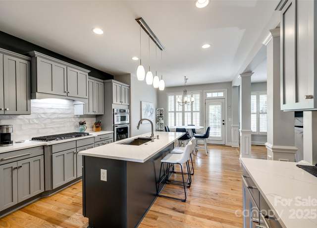 Property at 208 Mcduffie Ln, Fort Mill, SC 29715, 4 beds, 3.5 baths