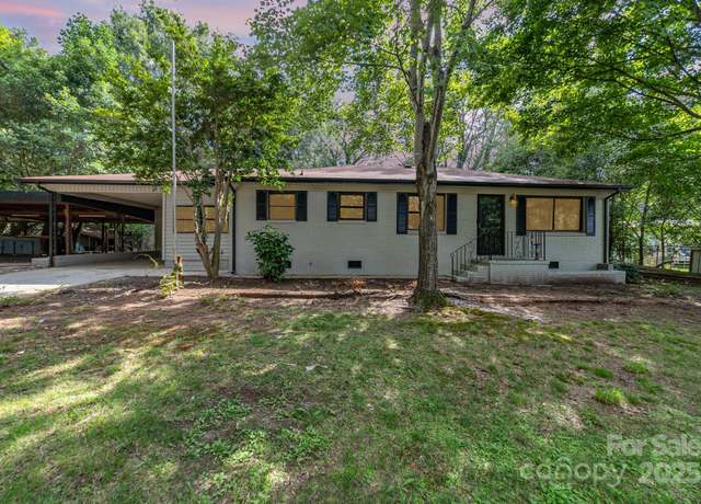 Property at 140 Staton Rd, Gastonia, NC 28056, 3 beds, 2 baths