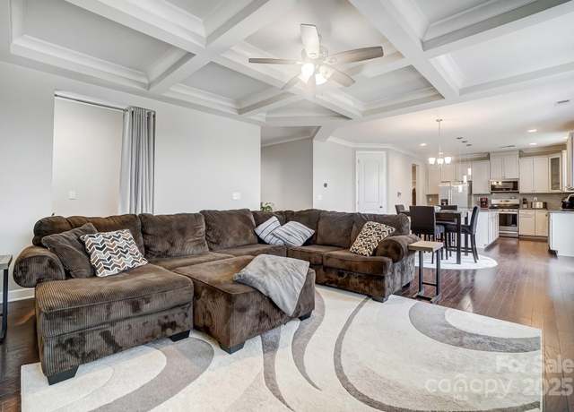 Property at 10161 Castlebrooke Dr, Concord, NC 28027, 4 beds, 3.5 baths