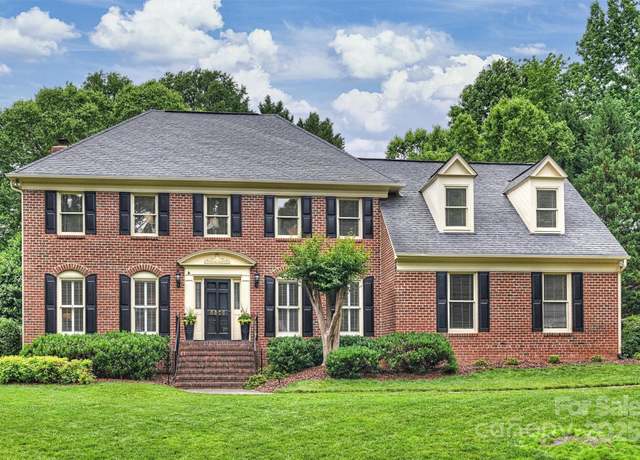 Property at 5508 Kincross Ln, Charlotte, NC 28277, 4 beds, 2.5 baths