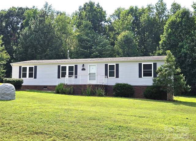 Property at 1135 Farm Creek Rd, Salisbury, NC 28146, 4 beds, 2 baths