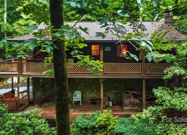 Property at 34 Rainbow Lake Cir, Black Mountain, NC 28711, 2 beds, 1 bath