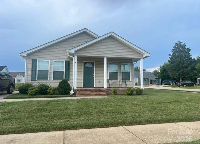 Property at 4 Blackwell St, Rock Hill, SC 29730, 3 beds, 2 baths