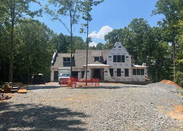 Property at 1052 Ventosa Dr, Denver, NC 28037, 5 beds, 5.5 baths
