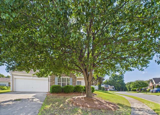 Property at 9030 Gander Dr, Charlotte, NC 28277, 2 beds, 2 baths