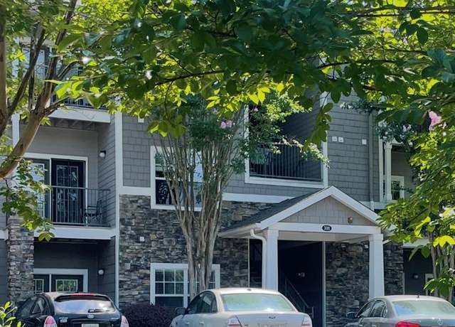 Property at 300 Vista Lake Dr #301, Candler, NC 28715, 2 beds, 2 baths