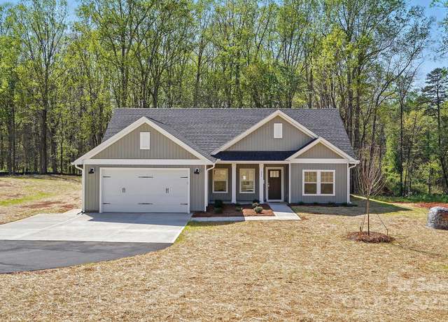 Property at 844 Westminster Dr, Statesville, NC 28677, 3 beds, 2 baths